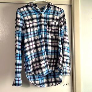 🍇 Blue and purple plaid fleece button down size small